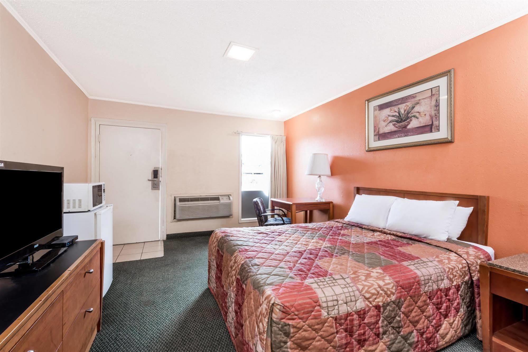 Oyo Hotel Lake Charles La I-10 외부 사진