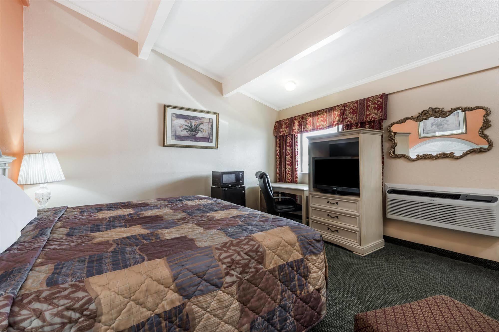 Oyo Hotel Lake Charles La I-10 외부 사진