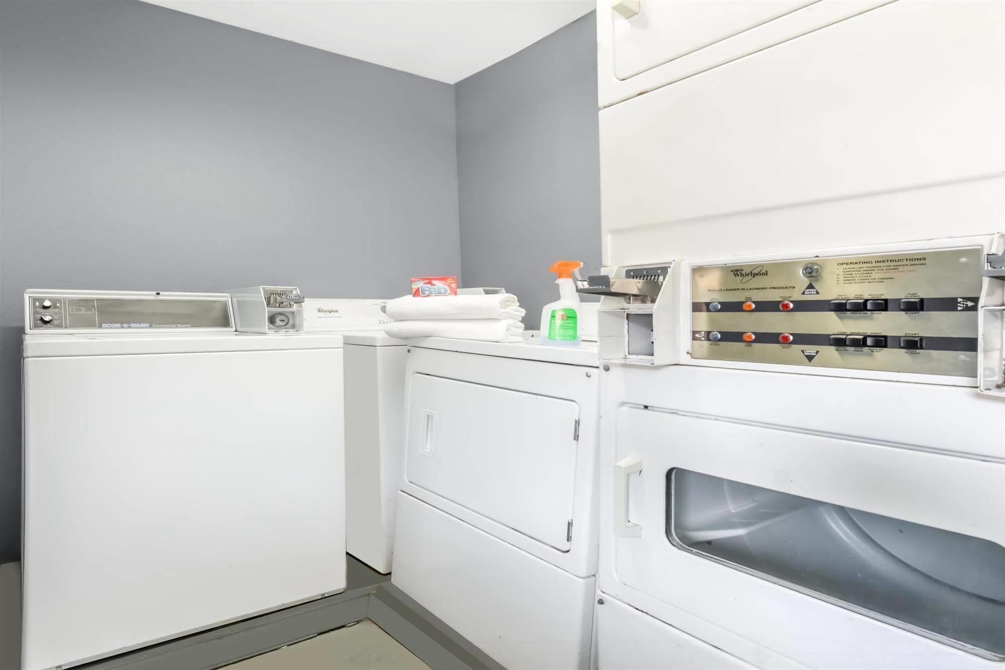 Oyo Hotel Lake Charles La I-10 외부 사진