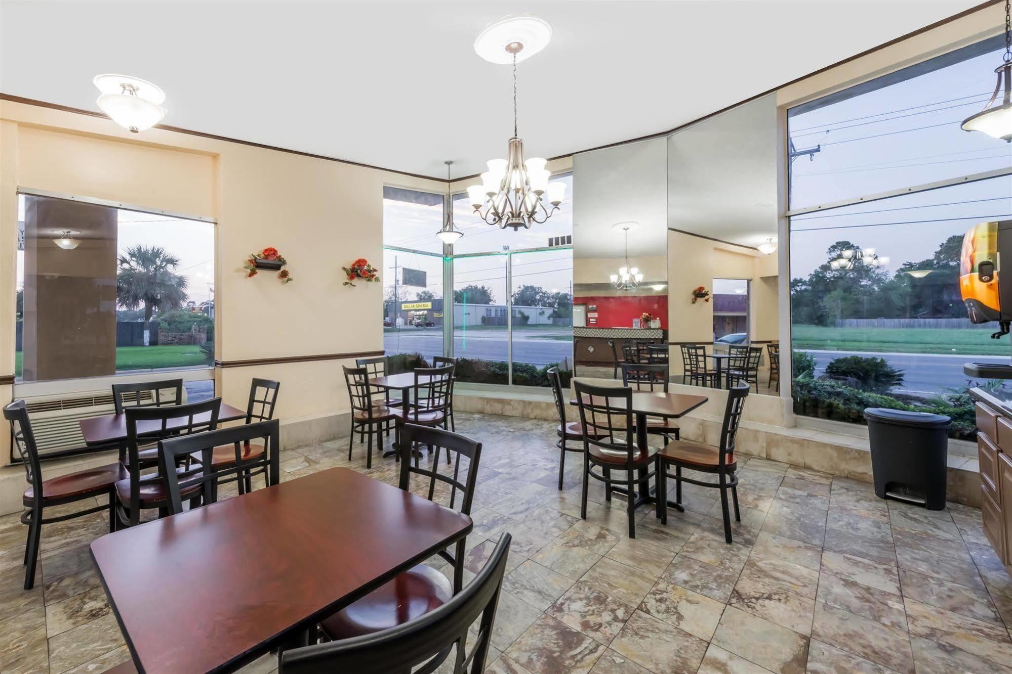 Oyo Hotel Lake Charles La I-10 외부 사진