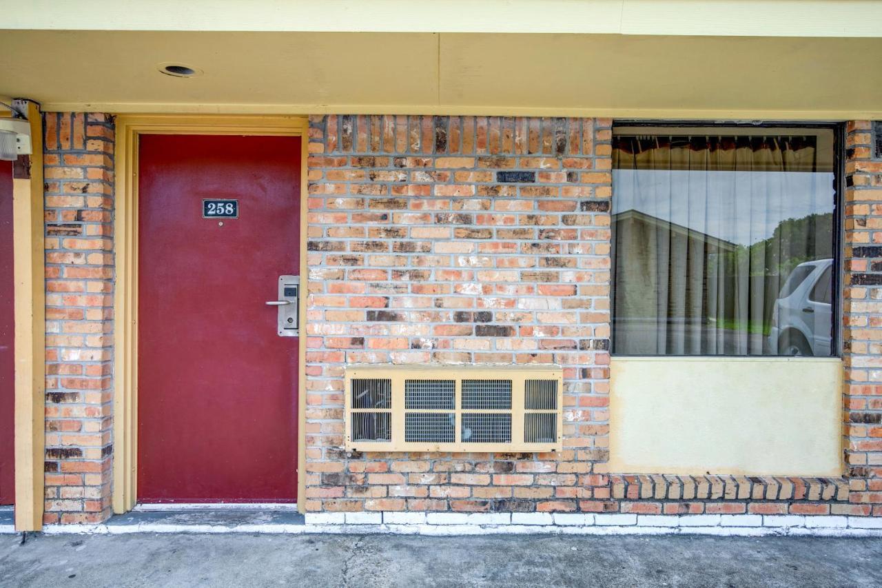 Oyo Hotel Lake Charles La I-10 외부 사진